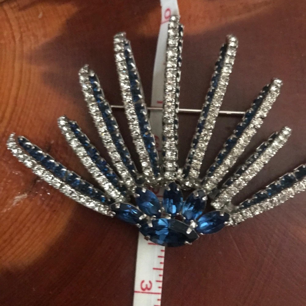 Vintage Rhinestone Brooch - Picture 5 of 5